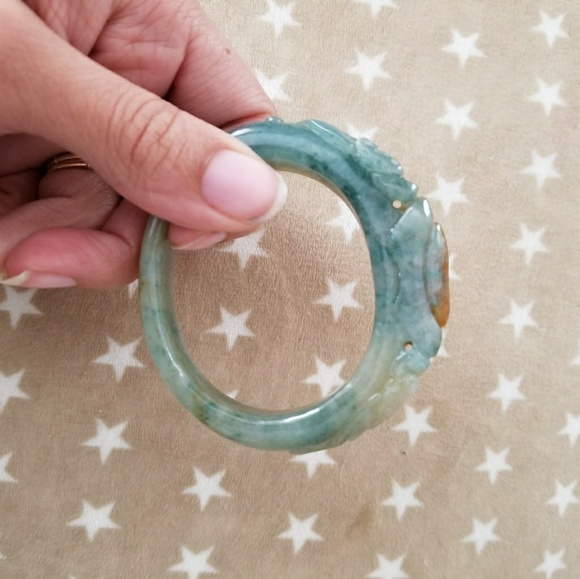 vintage oval jade ruyi bangle - Picture 4 of 4
